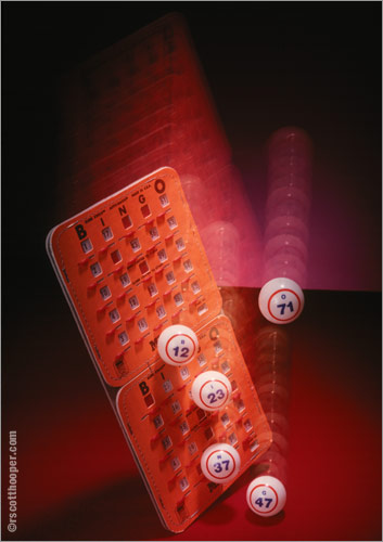 Image of bingo card and balls